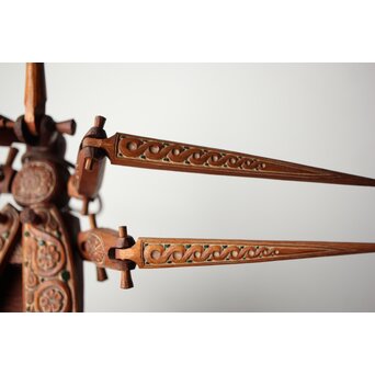 アイヌ工芸 自在木彫 天牛　X429 