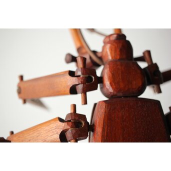 アイヌ工芸 自在木彫 天牛　X429 