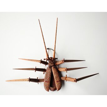 アイヌ工芸 自在木彫 天牛　X429 