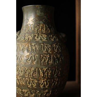 銕仙作 青銅器意 鳥獣地紋花瓶　M391 