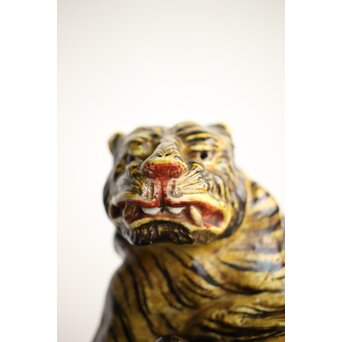 柿右衛門 虎 置物　P443 