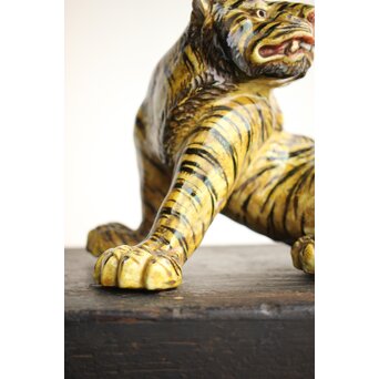 柿右衛門 虎 置物　P443 