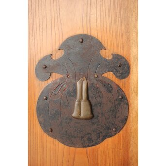 総欅 釘無格子蔵戸　W0135Y 可愛らしい巾着型