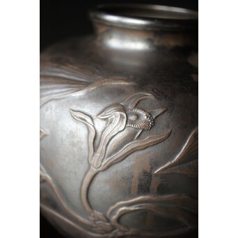 在銘 蘭 純銀打出花瓶　M393 