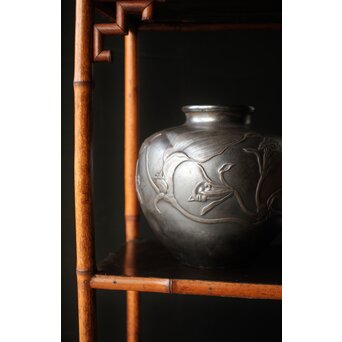 在銘 蘭 純銀打出花瓶　M393 