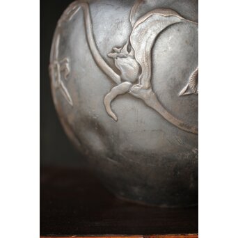 在銘 蘭 純銀打出花瓶　M393 