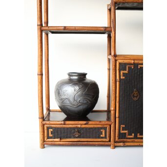 在銘 蘭 純銀打出花瓶　M393