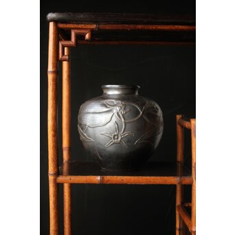 在銘 蘭 純銀打出花瓶　M393 