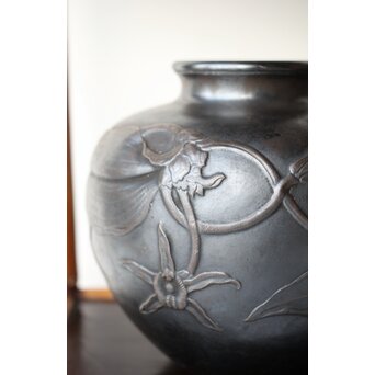 在銘 蘭 純銀打出花瓶　M393 