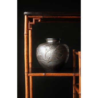 在銘 蘭 純銀打出花瓶　M393 