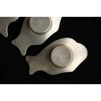 唐物 朱石梅製 魚型真鍮覆輪 錫茶托 6客1組　M401 