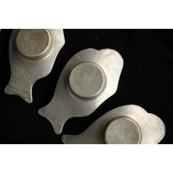 唐物 朱石梅製 魚型真鍮覆輪 錫茶托 6客1組　M401 