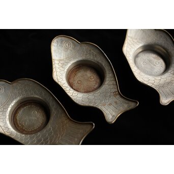 唐物 朱石梅製 魚型真鍮覆輪 錫茶托 6客1組　M401 