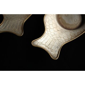 唐物 朱石梅製 魚型真鍮覆輪 錫茶托 6客1組　M401 