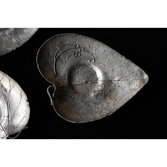 三代 本間琢斎 秋海棠 鋳錫茶托 七客 六代琢斎識箱　M402 