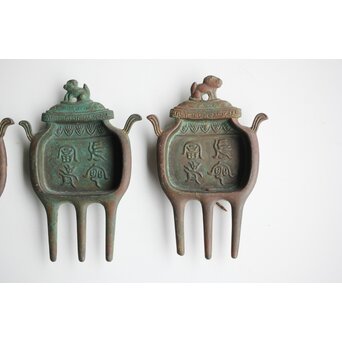 富貴長春 香炉型引手 四個　M405 