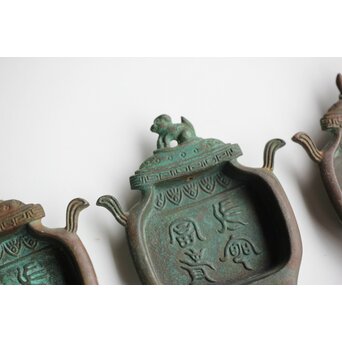 富貴長春 香炉型引手 四個　M405 