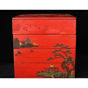 琉球王朝時代 堆錦 朱漆山水楼閣段重　Q353 