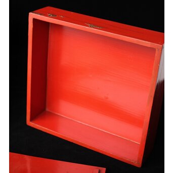 琉球王朝時代 堆錦 朱漆山水楼閣段重　Q353 