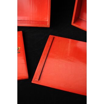 琉球王朝時代 堆錦 朱漆山水楼閣段重　Q353 