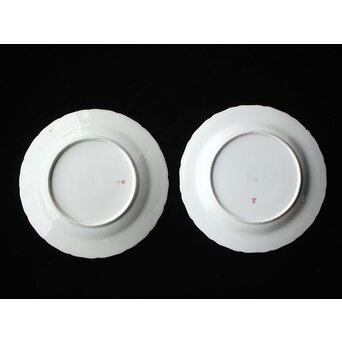 幻の明治伊万里「精磁会社謹製」色絵 皿 2枚 明治期　P452 