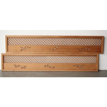 七宝繋ぎ組子と透かし彫刻の欄間 2枚1組　R0375