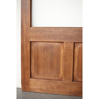 モールガラスとラワンの建具 4枚1組　GD0207 腰板まで全てラワン材の様子