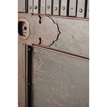 鉄格子鉄腰板蔵戸　W0142YD 