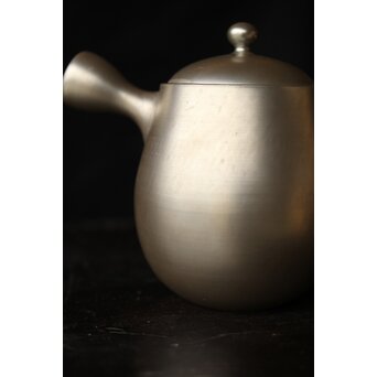 山本広巳 萬古焼 銀彩急須　P466 