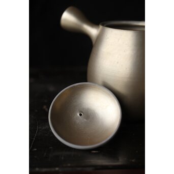 山本広巳 萬古焼 銀彩急須　P466 