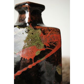 河井寛次郎 黒二色扁壺 河井敏孝識箱付　P472 