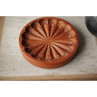 菊紋瓶敷 デンマーク DIGSMED チーク コースター　X453 