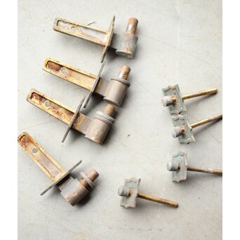 銅張門扉一対　W0154 4セットありますが　ワッシャー部分のみ一点欠損