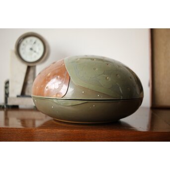 堆漆彫漆 紫陽花 蓋物　Q360 