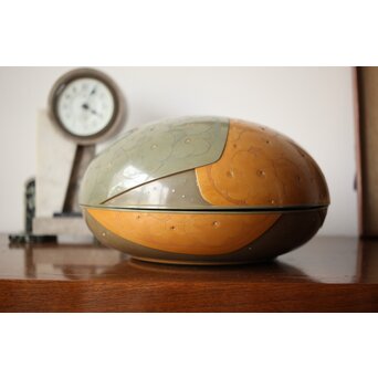 堆漆彫漆 紫陽花 蓋物　Q360 