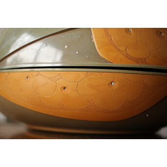 堆漆彫漆 紫陽花 蓋物　Q360 