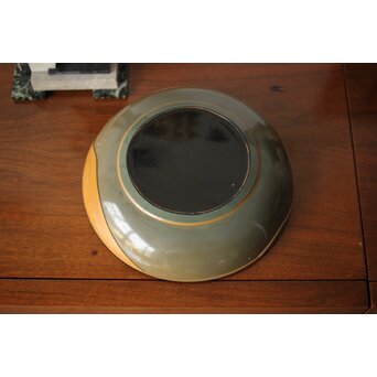 堆漆彫漆 紫陽花 蓋物　Q360 