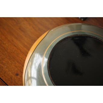 堆漆彫漆 紫陽花 蓋物　Q360 