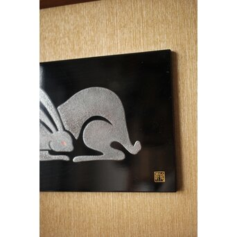 輪島塗 田崎昭一郎 兎 漆額　Q361 