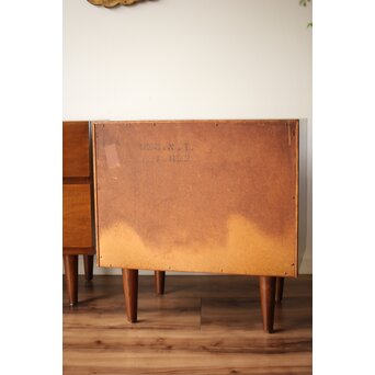 Martinsville Nightstands ベッドサイドテーブル 2個1組　T475 