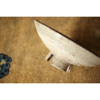 清水六兵衛 割高台 刷毛目平茶碗　P478 