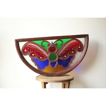 養蚕 多種と切子色ガラスのステンドグラス明り取り　Y050