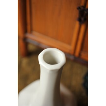 斎藤陶斎/三郎 白磁面取壺　P485 