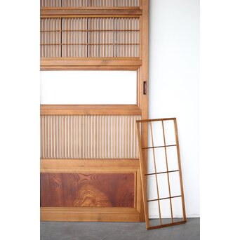 障子枠付 ダイアガラス細身格子戸　L1131 障子枠が付いています