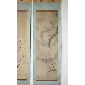 維明周奎 梅図 双幅 絹本 掛軸　Z522 