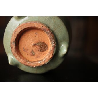 中国陶磁 明代 紫檀意蓋台 三足青磁香炉　P487 