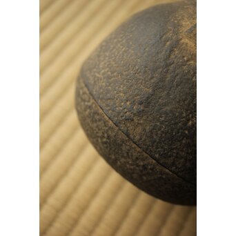 金寿堂 蓋裏在印 総鉄長閑型平手 鉄瓶　M421 