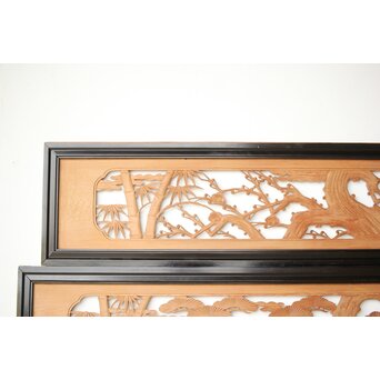 中型 黒枠松竹梅木彫欄間 2枚1組　R0423 