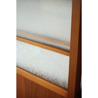 2種ガラスの雪隠戸　GD0234 