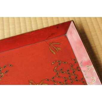 高麗張寛作 朱塗絵長方香盆　Q366 